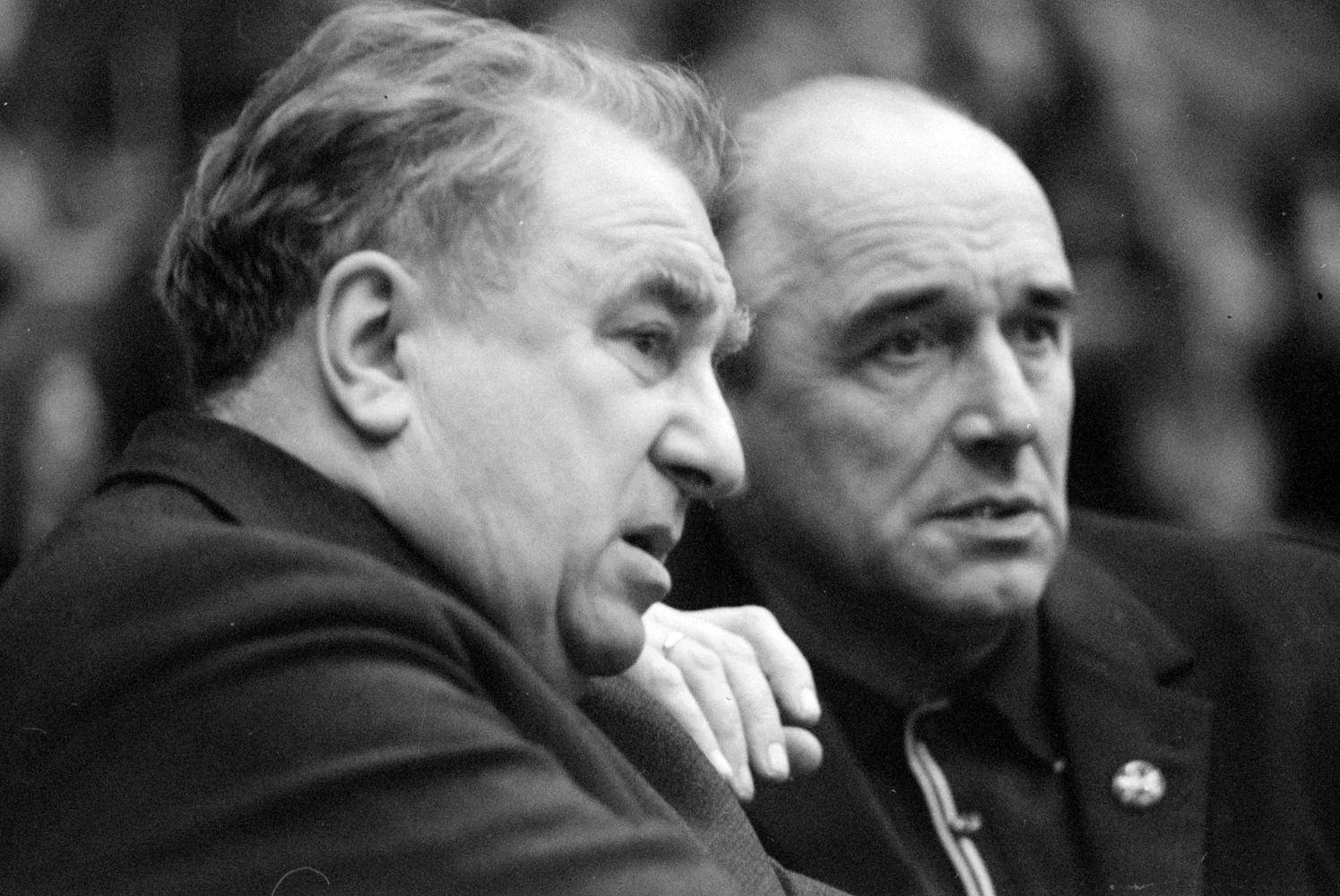 1971 г. Тренеры сборной СССР по хоккею с шайбой Аркадий Чернышёв и Анатолий Тарасов